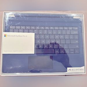 Microsoft Surface Pro 4 Signature Type Cover/Keyboard